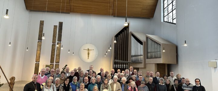 Adventsfeier der Gehörlosenvereine im Bergkloster Bestwig